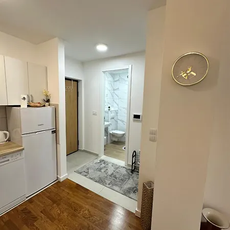 Stan Na Dan Banja Luka Dm Ivisovo Greblje